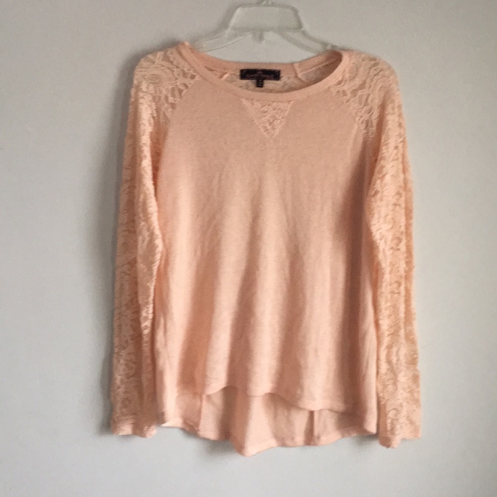 Lightweight pink sweater